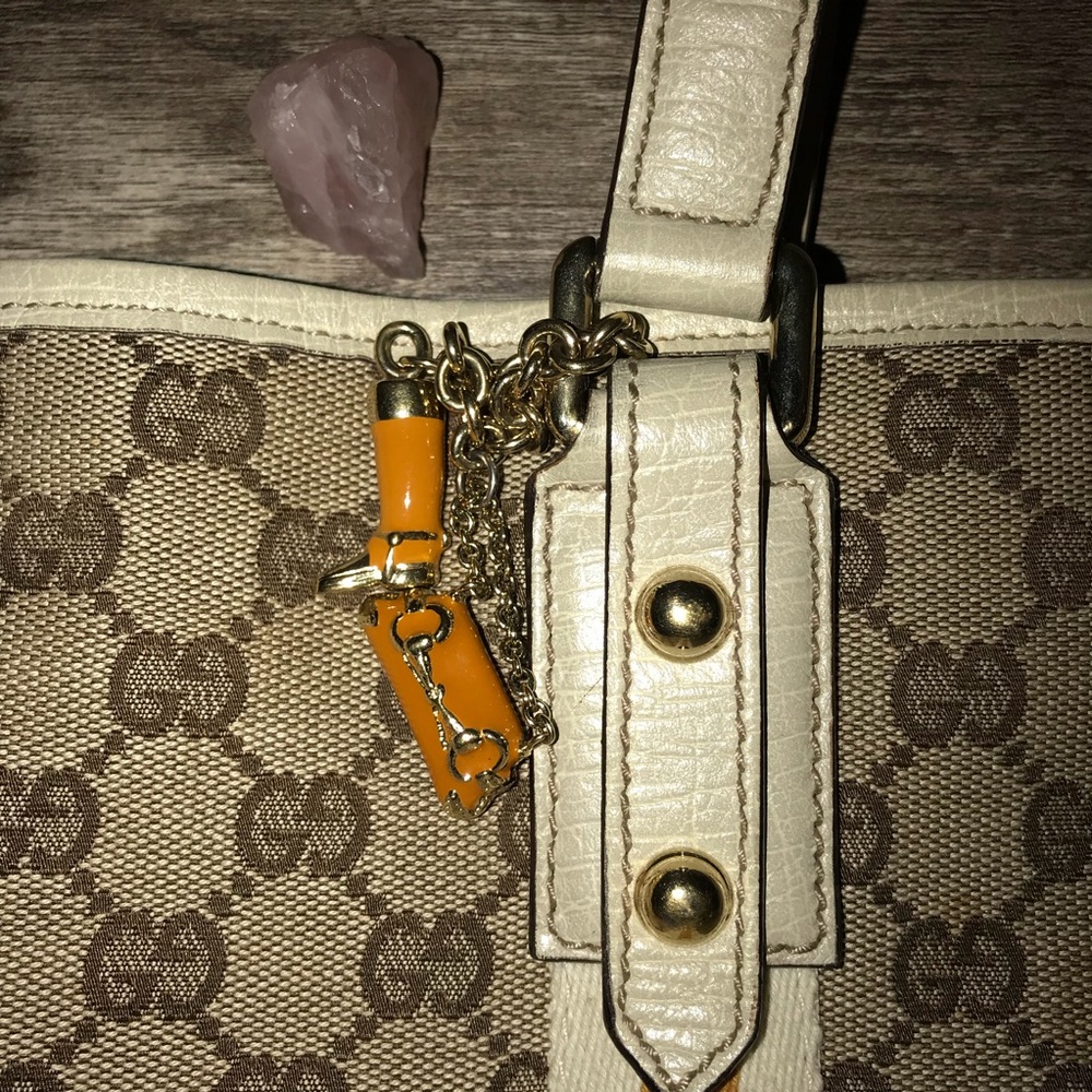 Gucci - Picture 3 of 7